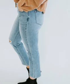 Bottoms Larsa KanCan Slim Straight Jean