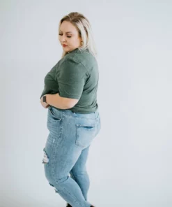 Curvy Carley RISEN Skinny Jean