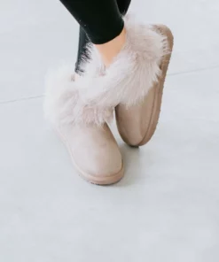 Shoes Very G Frost Fuzzy Boots