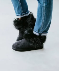 Shoes Very G Frost Fuzzy Boots