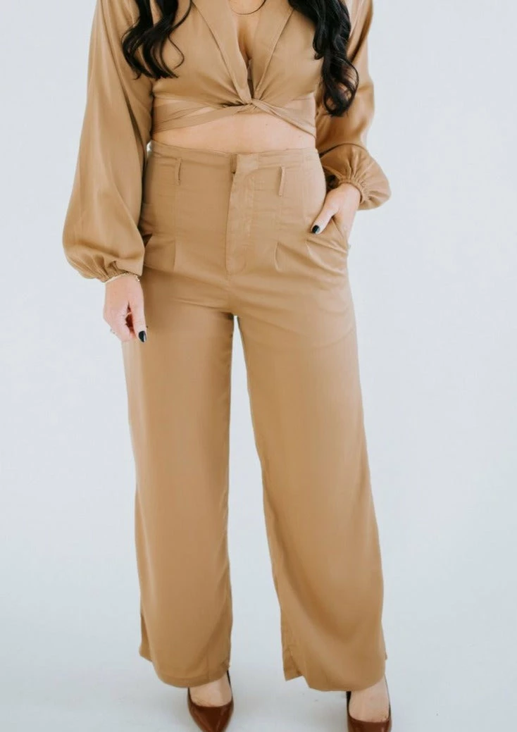 Le Lis Chrisanne High Waist Wide Leg Pant Bottoms 3 Le Lis Chrisanne High Waist Wide Leg Pant Bottoms