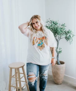 Lotus Fashion Roam Free Cotton Graphic Tee Tops