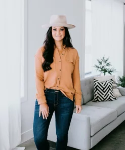 Hem & Thread, Inc Tops Marlo Stud Button Up Top