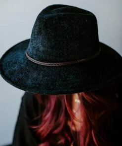 Olive & Pique Outerwear Epic Adventures Fedora