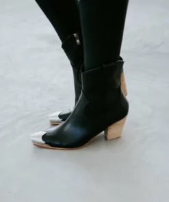 Let's See Style Dakota Western Cowgirl Boot