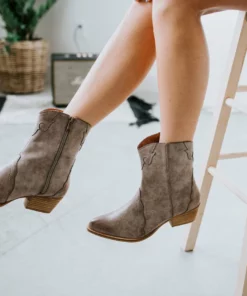 Let's See Style Leeza Western Bootie