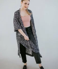 Dress Forum Savvy Style Kimono Tops