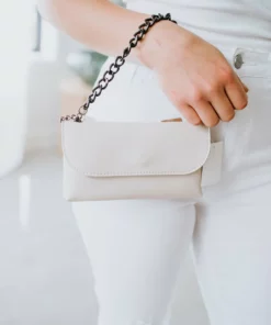 Bella Chic Main Character Belt Bag