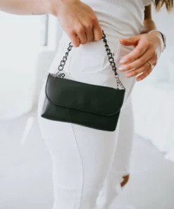 Bella Chic Main Character Belt Bag