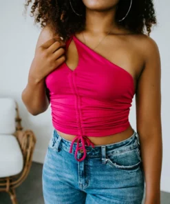 Le Lis Sultry Summer Crop Top