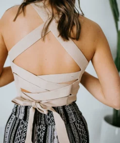 Le Lis Tops Back Story Cropped Knit Tank