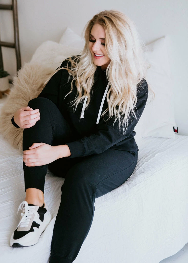 Lauriebelles Lily & Lottie Remi Hoodie By Chelsea DeBoer 8 Lauriebelles Lily & Lottie Remi Hoodie By Chelsea DeBoer