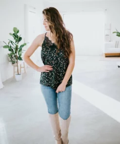 Doe & Rae Tops Fresh Impression Lace Trim Cami