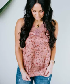 Doe & Rae Tops Fresh Impression Lace Trim Cami