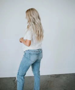 Lotus Fashion Summer Lovin' Graphic Tee