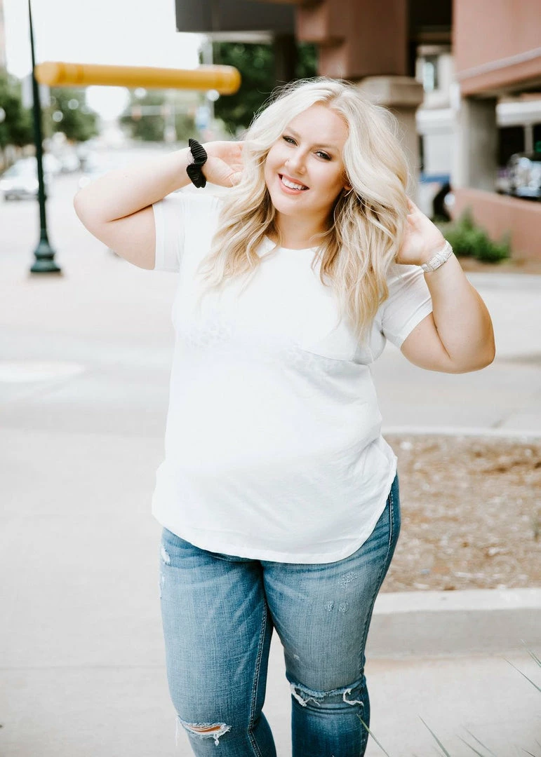 Lauriebelles Off White Lily & Lottie Perfection Crew Neck Tee 6 Lauriebelles Off White Lily & Lottie Perfection Crew Neck Tee