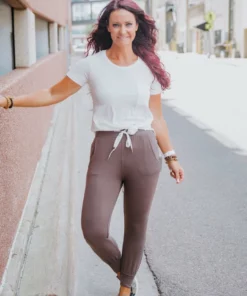 Lauriebelles Off White Lily & Lottie Perfection Crew Neck Tee 11 Lauriebelles Off White Lily & Lottie Perfection Crew Neck Tee