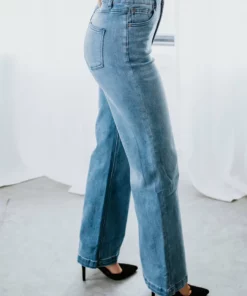 By Together Violet Wide Leg Jeans Laurie's Friday Try On