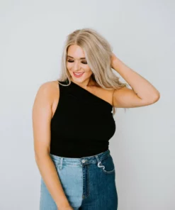 Lush Clothing Ready In A Ruched Knit Top