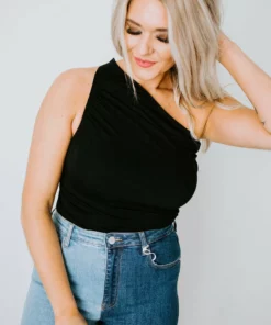 Lush Clothing Ready In A Ruched Knit Top
