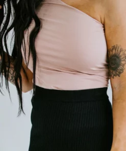 Lush Clothing Ready In A Ruched Knit Top