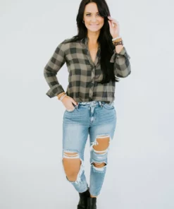 Apple Tree Apparel Breya Button Down Plaid Shirt Tops