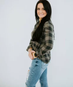 Apple Tree Apparel Breya Button Down Plaid Shirt Tops