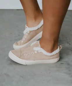 Gypsy Jazz Snowflake Sherpa Low Top Sneaker