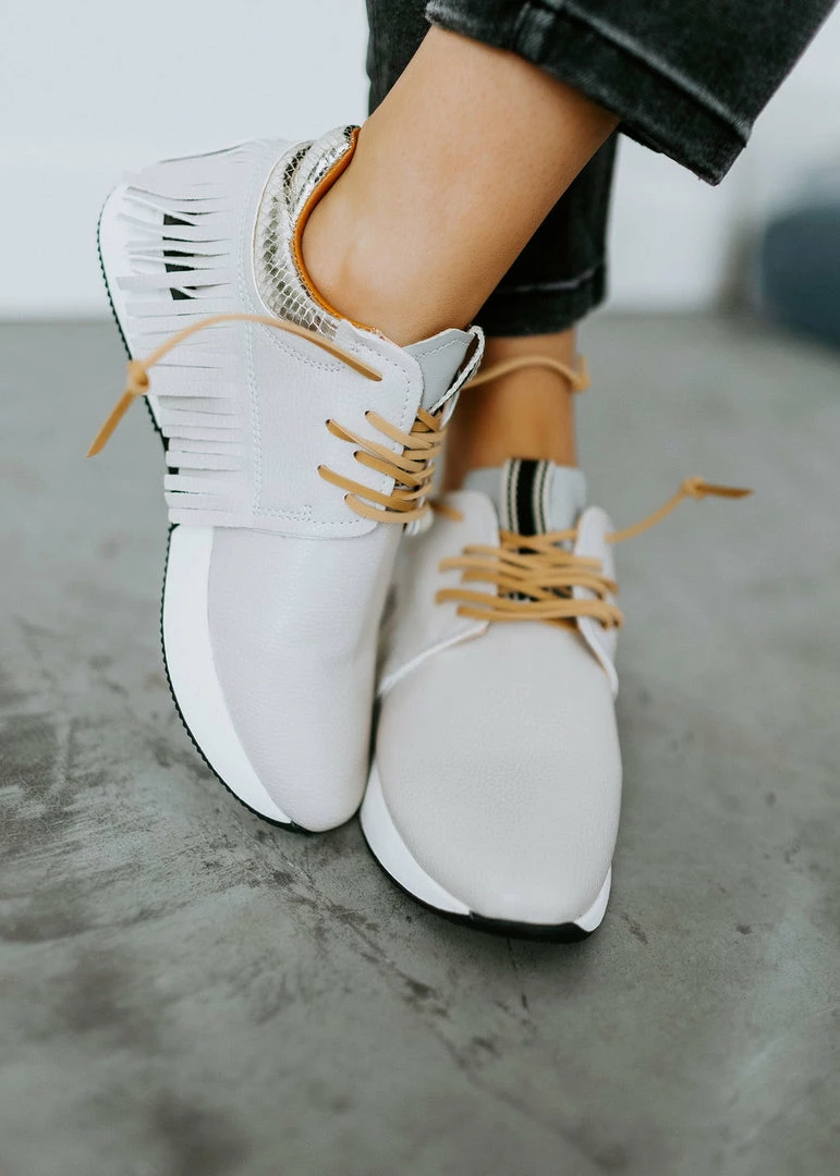 SHUSHOP Pepa Fringe Sneaker 5 SHUSHOP Pepa Fringe Sneaker