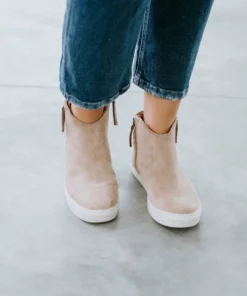 Very G Out And About Wedge Sneaker Shoes