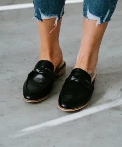 MDC International Old School Loafer Mule