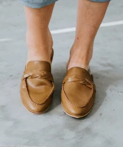 MDC International Old School Loafer Mule