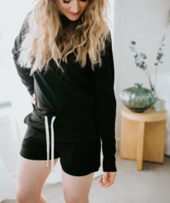 Thread & Supply Warmer Days Short Bottoms