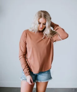 Mono B Sheilah High Low Top Curvy