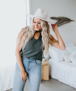 La Miel Tops Malika Ribbed Cutout Tank