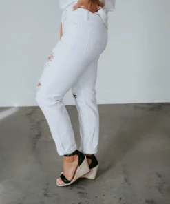 Jisoo KanCan Mom Jean