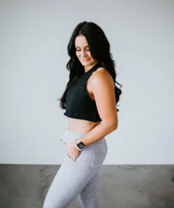 Trend Notes Isobel Raw Hem Crop Tank Tops