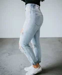 Audra KanCan Paperbag Mom Jean Laurie's Friday Try On 9 Audra KanCan Paperbag Mom Jean Laurie's Friday Try On