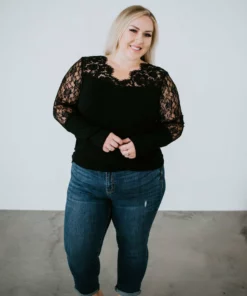 Kentce Fashion Amazing Allure Lace Contrast Top Curvy