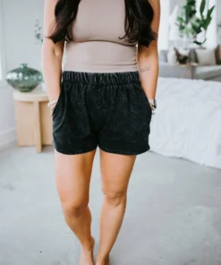 Trend Notes Bottoms Daydream Mineral Washed Shorts