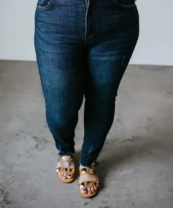 Risen Elodie Frayed Hem Skinny Jean Curvy