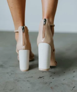 KKE Originals Eisley Ankle Strap Sandal Shoes