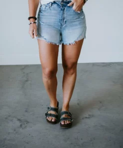 Bottoms Luna KanCan Mom Shorts