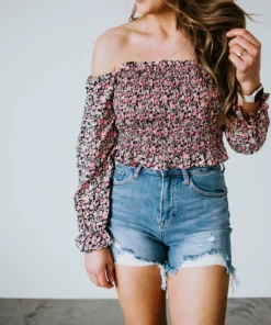 Shiying Fashion Dita Floral Smocked Top