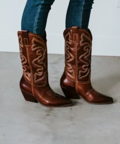 Steve Madden | West Boot Laurie's Wednesday Try On