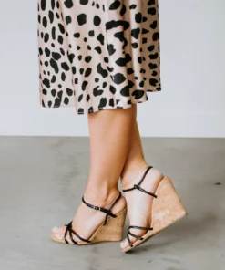 Grace Your Style Hailey Strappy Wedge Sandal Taylor & Olivia's Live Try On