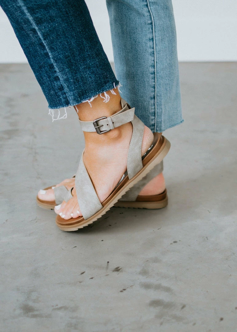 Steffy Sandal By Very G 10 Steffy Sandal By Very G