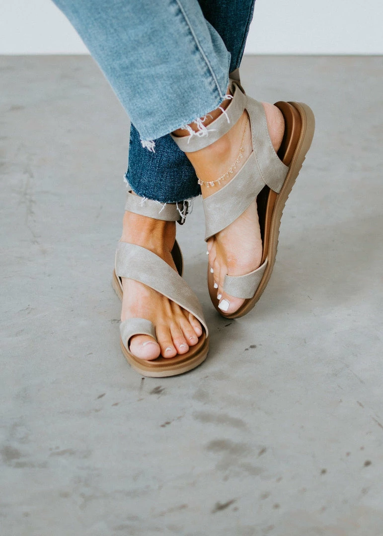 Steffy Sandal By Very G 9 Steffy Sandal By Very G