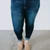 Curvy Evetta KanCan Skinny Jean