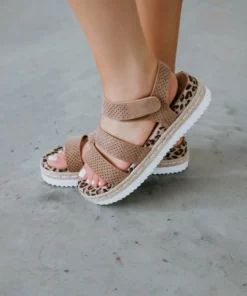 Club Platform Sandal By Very G